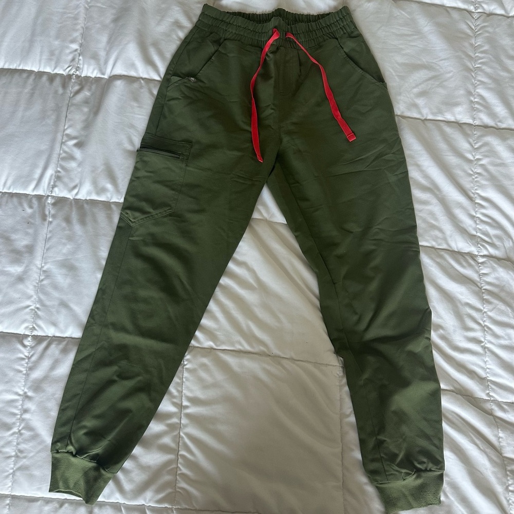 Figs Scrub Jogger (High Waisted)